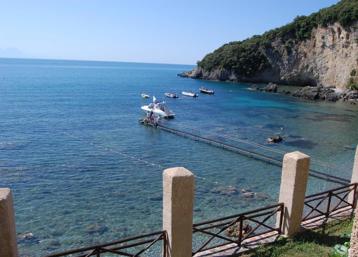 La Francesca Sud Un Villaggio"Glamping" Scario Luaran gambar