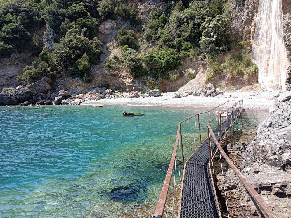 La Francesca Sud Un Villaggio"Glamping" Scario Luaran gambar