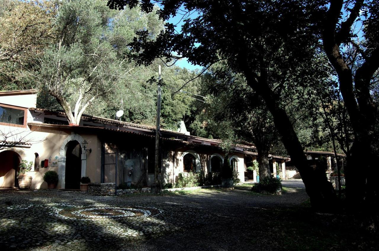 La Francesca Sud Un Villaggio"Glamping" Scario Luaran gambar